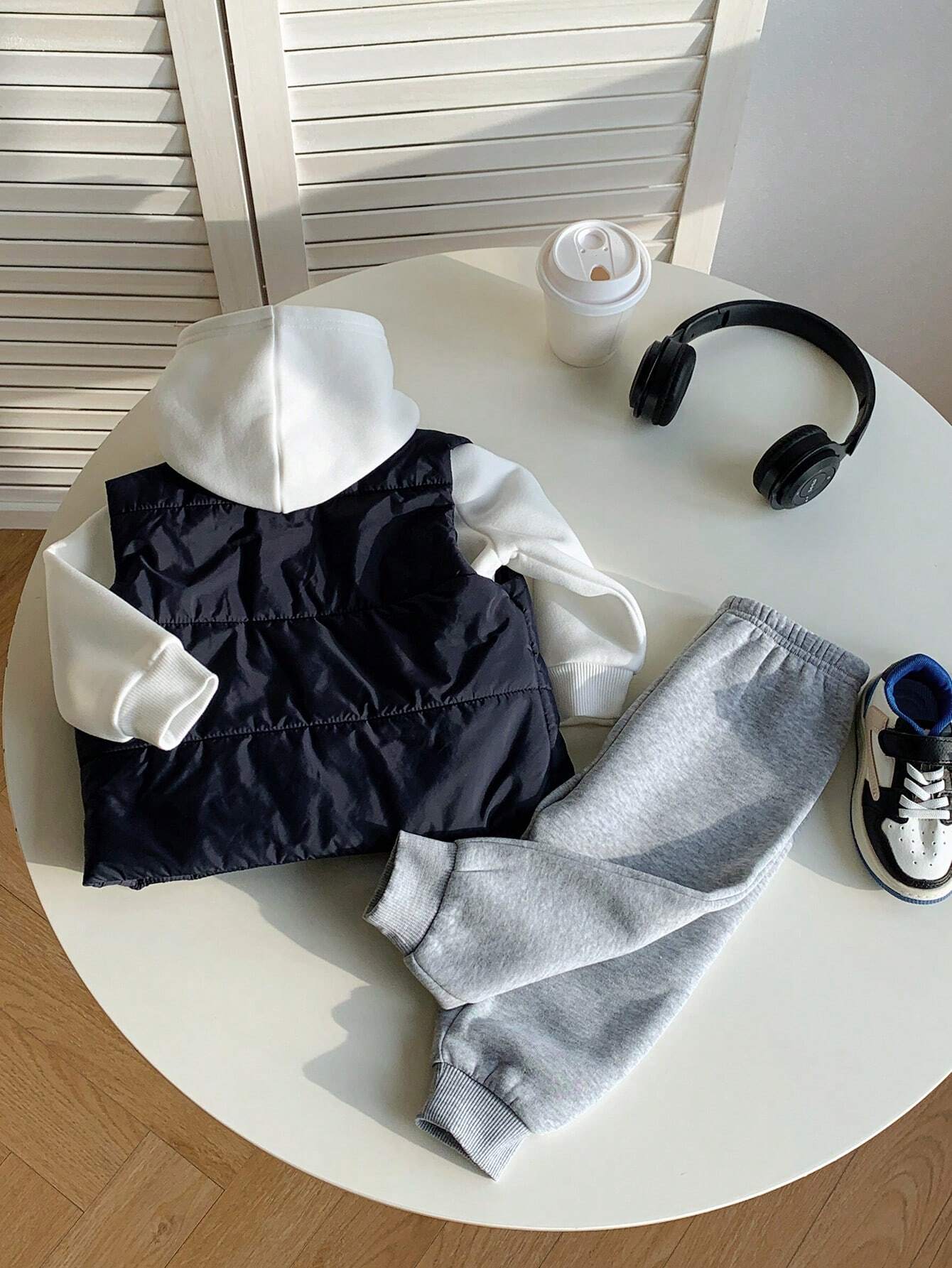 Buy SHEIN 3pcs/Set Baby Boy Casual Cute Knit Long Sleeve Hoodie Sweatshirt, Elastic Waist Jog Pants & Fleece Vest Outfit in Pakistan