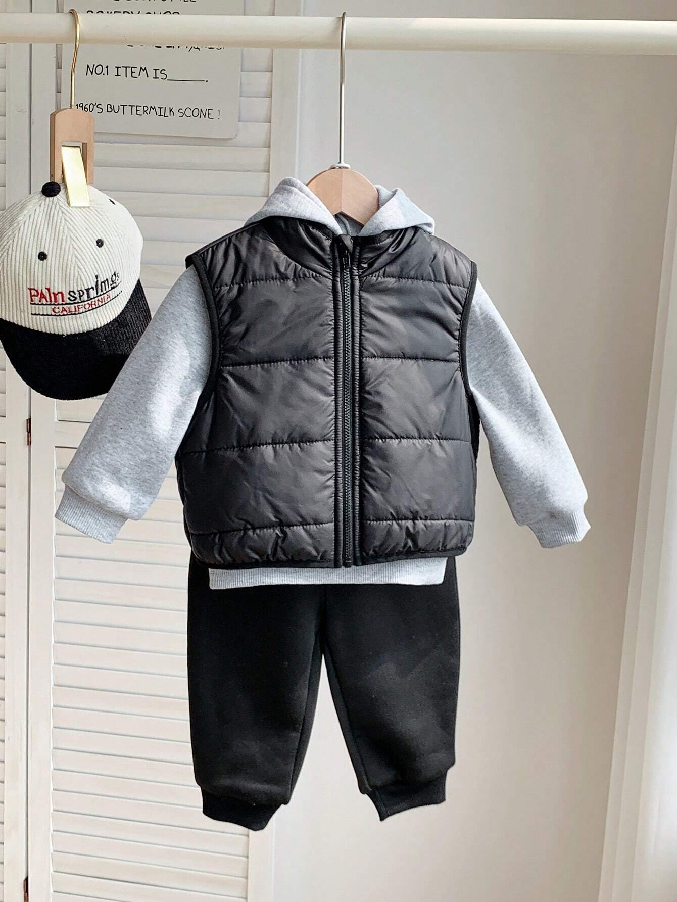 Buy SHEIN 3pcs/Set Baby Boys Casual Winter Thickened Velvet Lined Black Vest With Hood in Pakistan