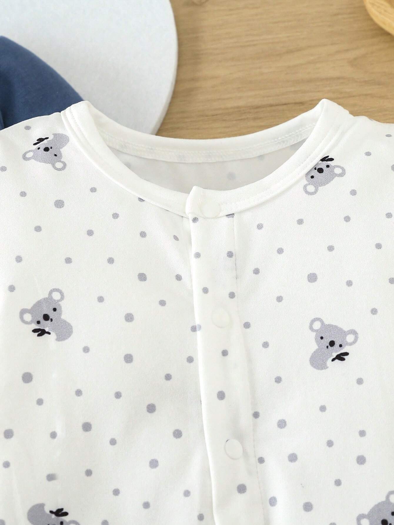 Buy SHEIN Baby Boys' Cute Polka Dot Cartoon Print And Solid Color Footed Romper For Home Wear in Pakistan