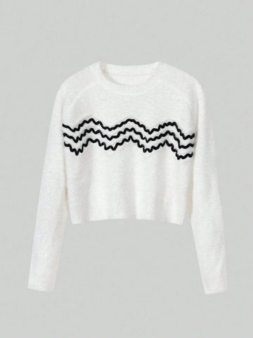 Buy SHEIN MOOSTA Chevron Pattern Raglan Sleeve Crop Sweater in Pakistan