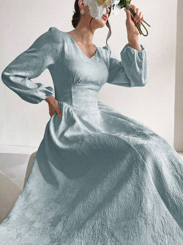 Buy SHEIN Modely Women Solid Color V-Neck Lantern Sleeve Jacquard Dress in Pakistan