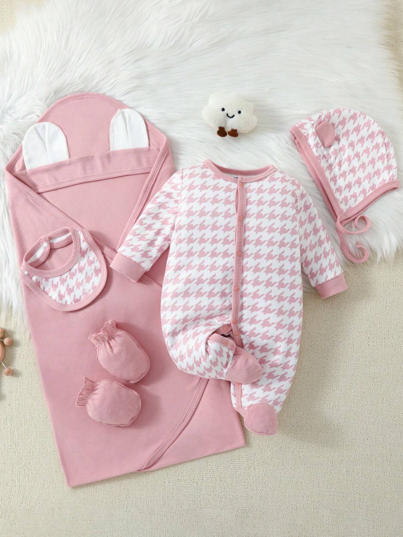Buy SHEIN Newborn Baby Girls' Pink Gingham Print 3d Shaped Hat, Towel, Footed Jumpsuit, And Bodysuit Set With Gift Box in Pakistan