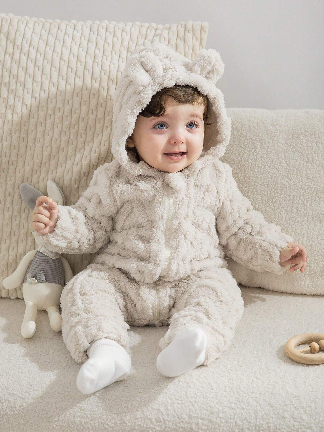 Buy SHEIN Persoplay Kids 1pc Baby Boy/Girl Fleece Hooded Jumpsuit, Warm & Comfortable, Suitable For Outdoor & Indoor Wear in Pakistan