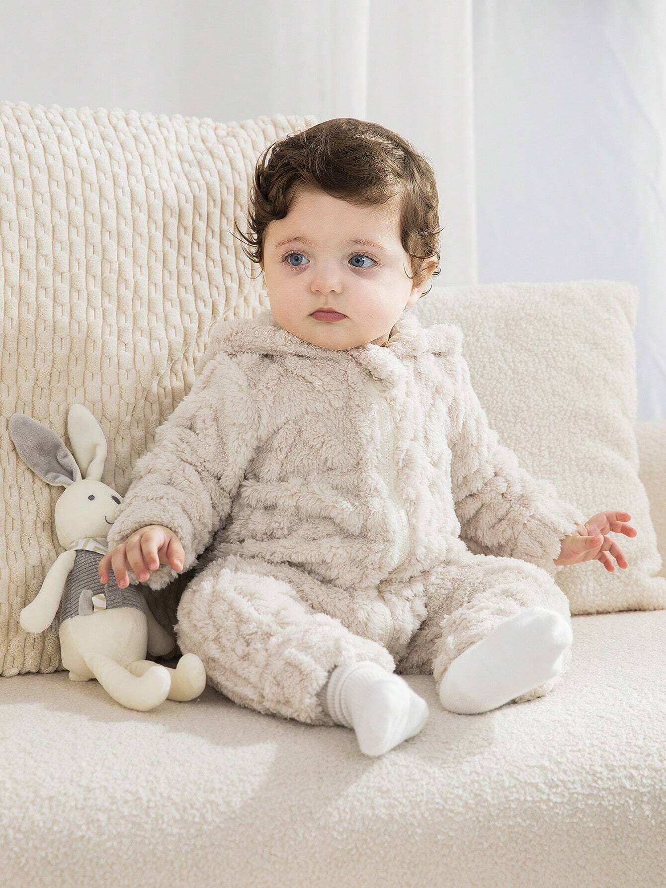 Buy SHEIN Persoplay Kids 1pc Baby Boy/Girl Fleece Hooded Jumpsuit, Warm & Comfortable, Suitable For Outdoor & Indoor Wear in Pakistan