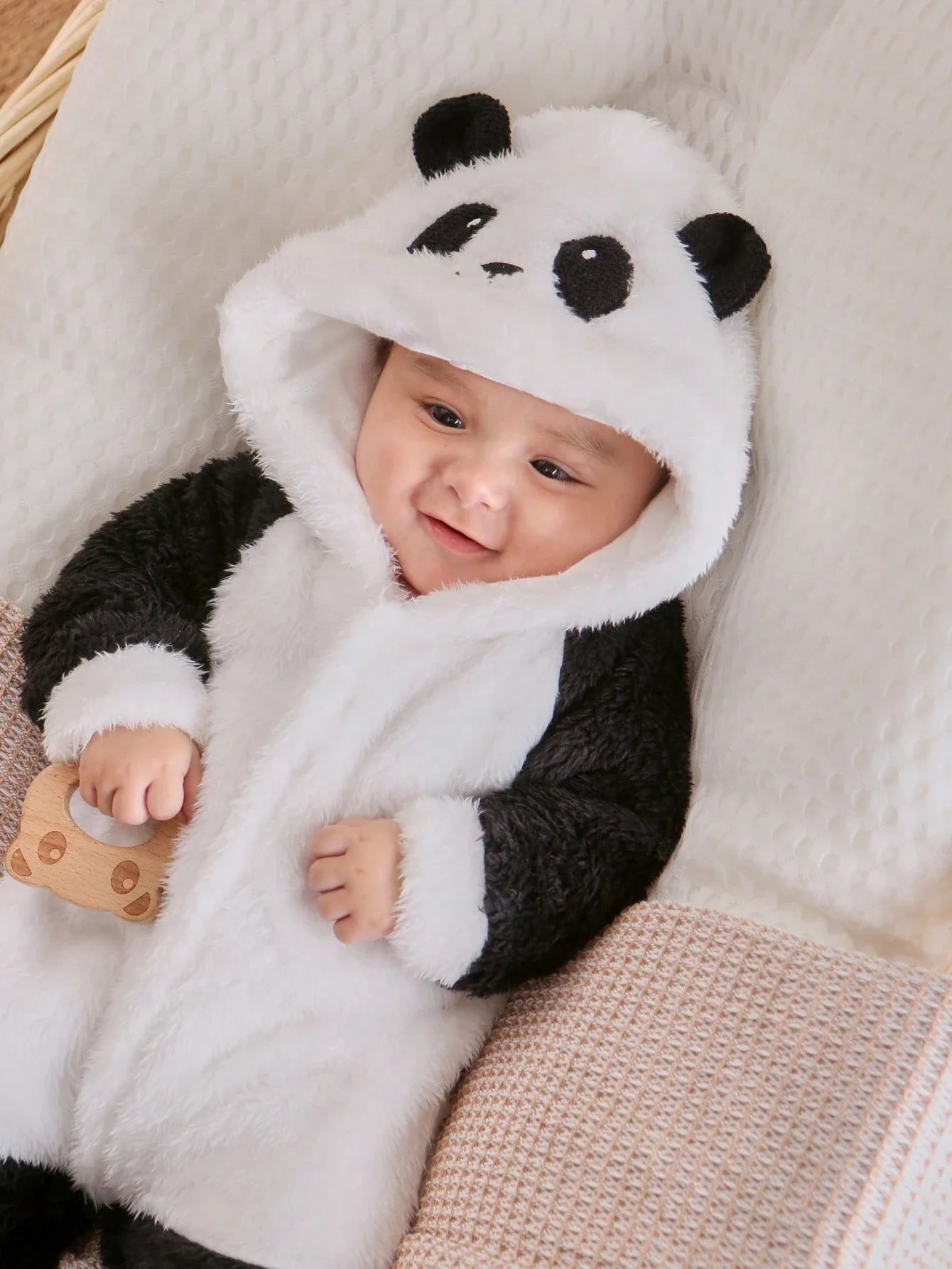 Buy SHEIN Persoplay Kids Adorable Baby Boy Panda Print Homewear Set in Pakistan