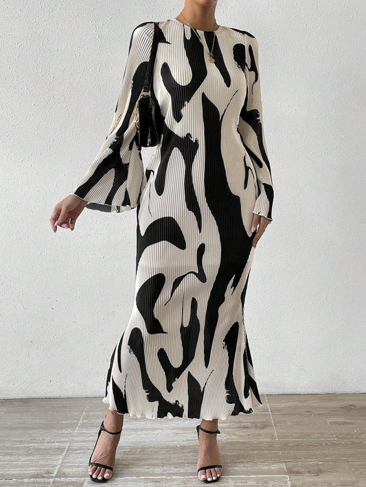 Buy SHEIN Privé Allover Print Flounce Sleeve Mermaid Hem Dress in Pakistan