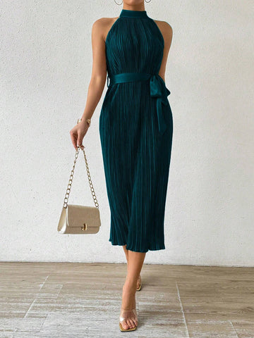 Buy SHEIN Raffinéa Women's Plain & Simple Daily Open Shoulder Dress in Pakistan