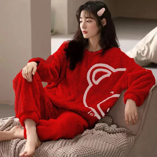Buy Sajiero Bear Hug Fleece Pajama Suit in Pakistan