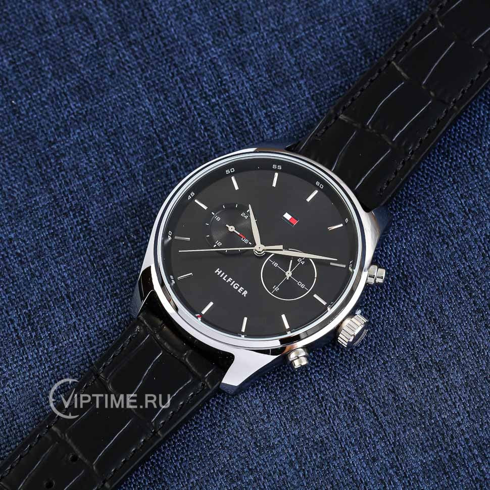 Buy Tommy Hilfiger Grey Dial Black Leather Strap Watch for Men - 1710424 in Pakistan