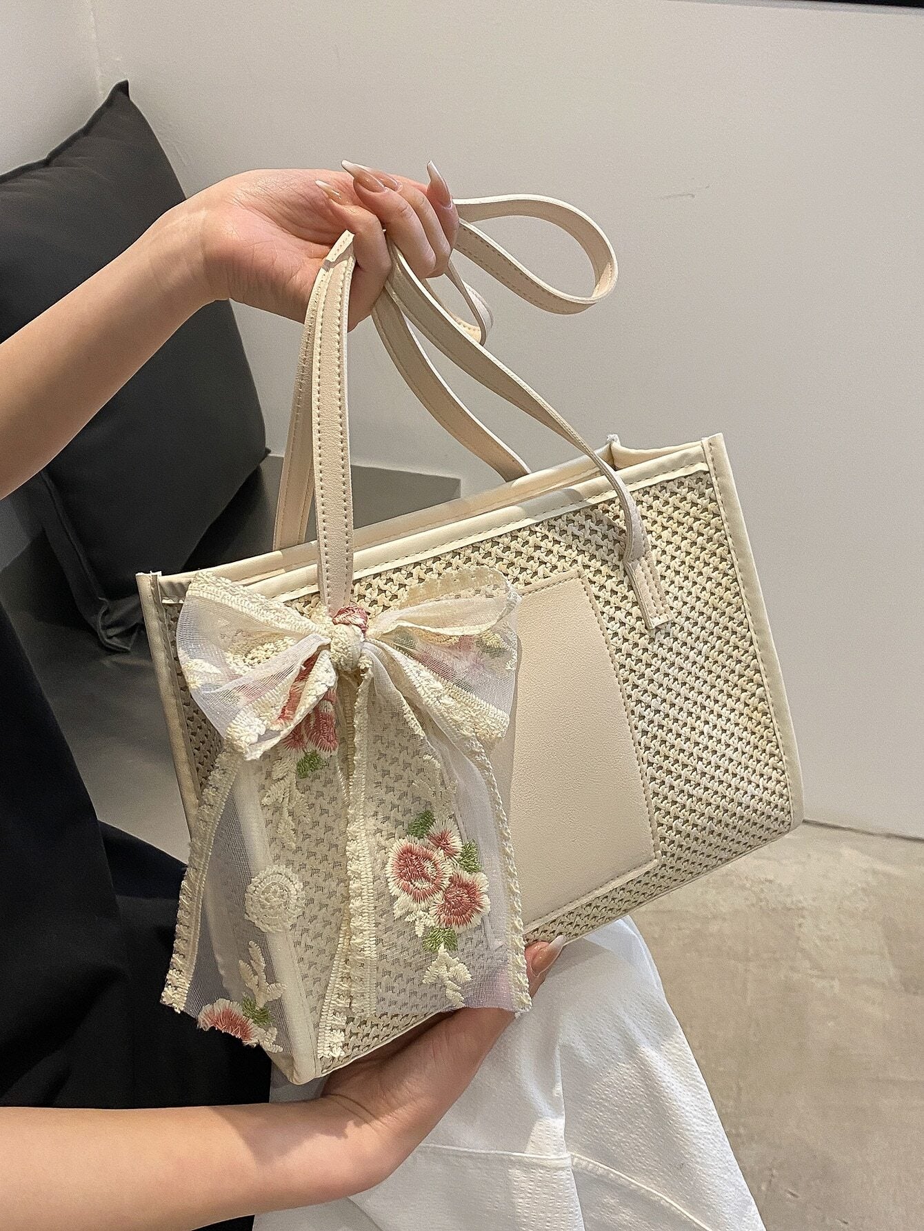 Buy Trendy Lightweight,Casual Bow Decor Straw Bag For Teen Girls Women College Students Perfect For College in Pakistan