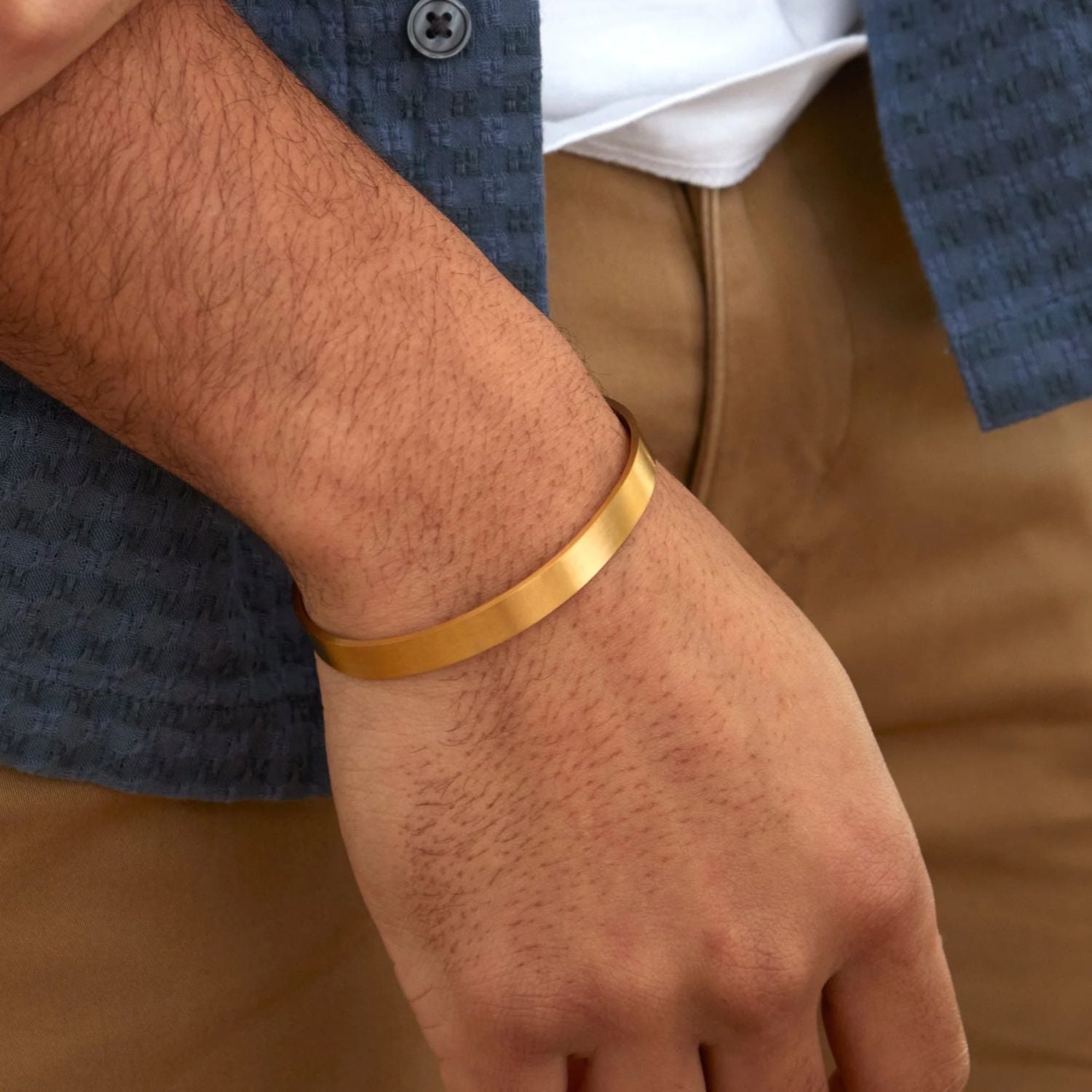 Buy Minimal Cuff Bangle in Pakistan