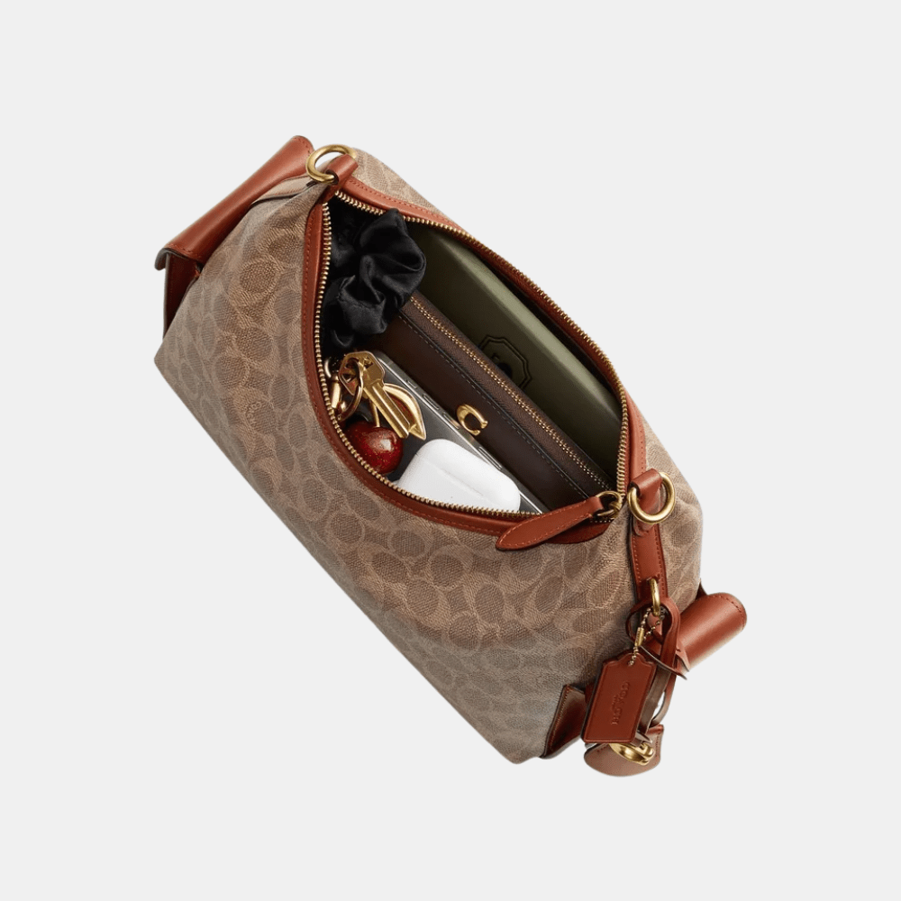 Buy Coach Pocket Juliet 30 Bag In Signature Canvas in Pakistan