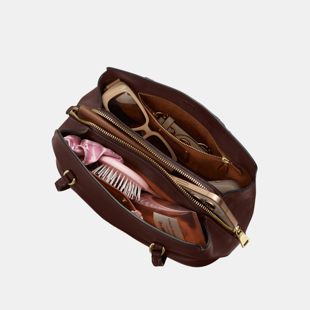Buy Coach Elise Shoulder Bag in Pakistan