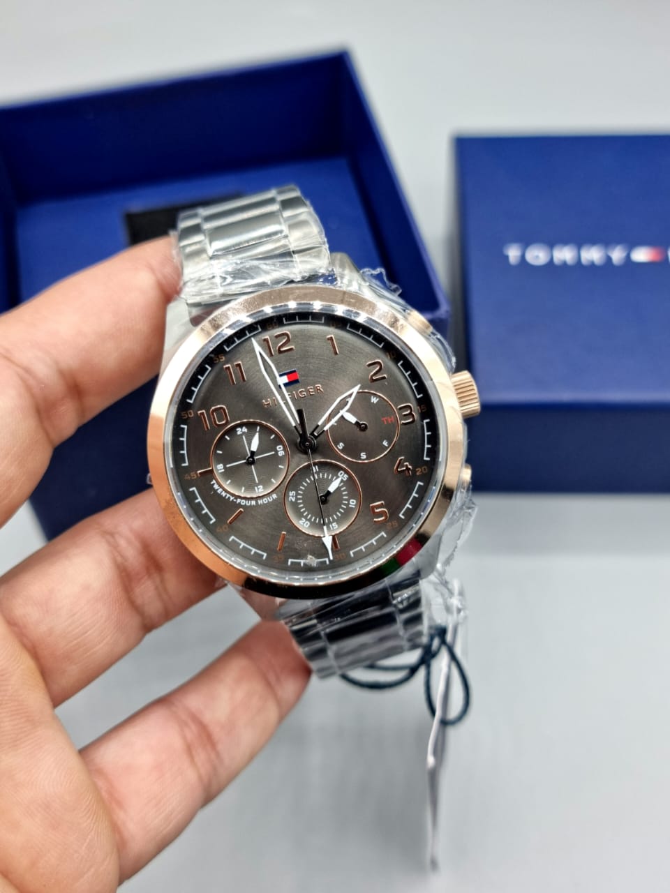 Buy Tommy Hilfiger Mens Quartz Stainless Steel Grey Dial 45mm Watch - 1791871 in Pakistan