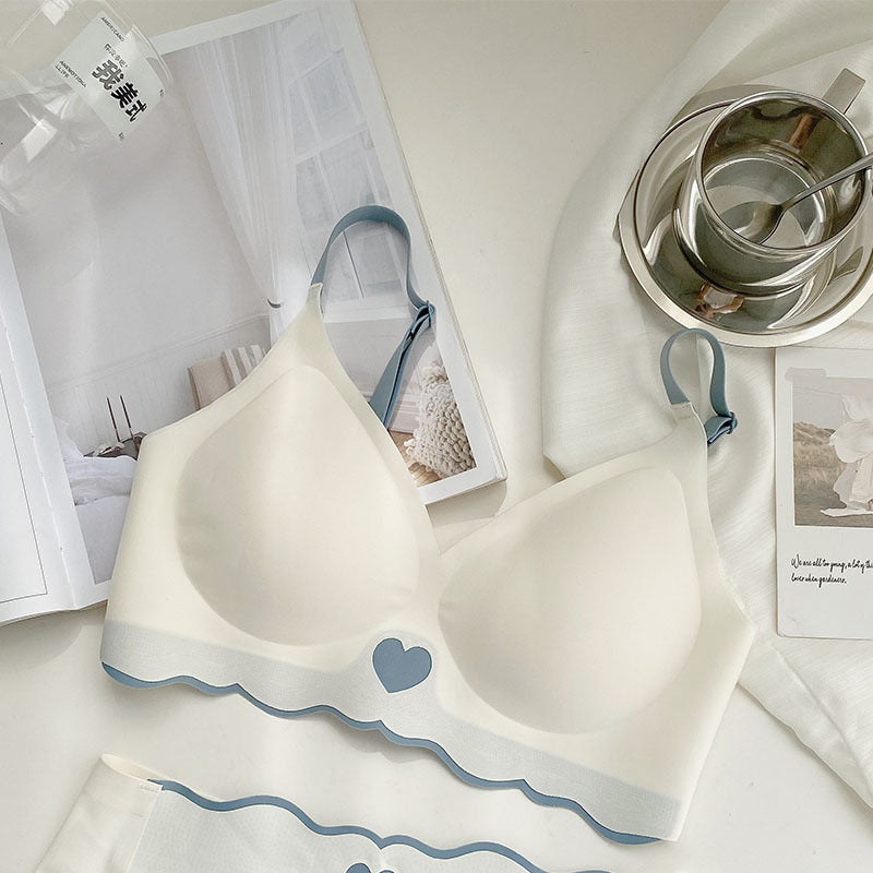 Buy Florea - Heartfelt Seamless Bra - White in Pakistan