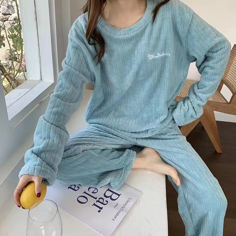 Buy Sajiero Cuddle Fleece Pajama Suit in Pakistan