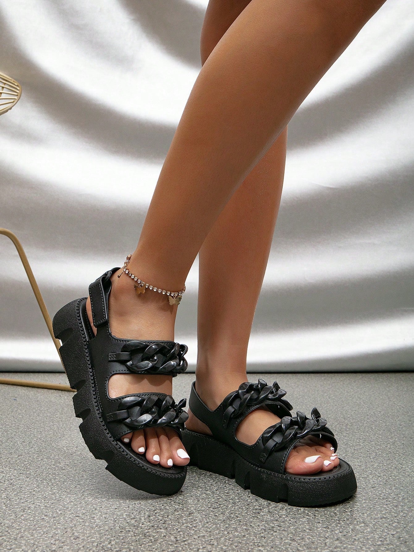 Buy SHEIN Women Chain Decor Sport Sandals, Sporty Outdoor PVC Slingback Sandals in Pakistan