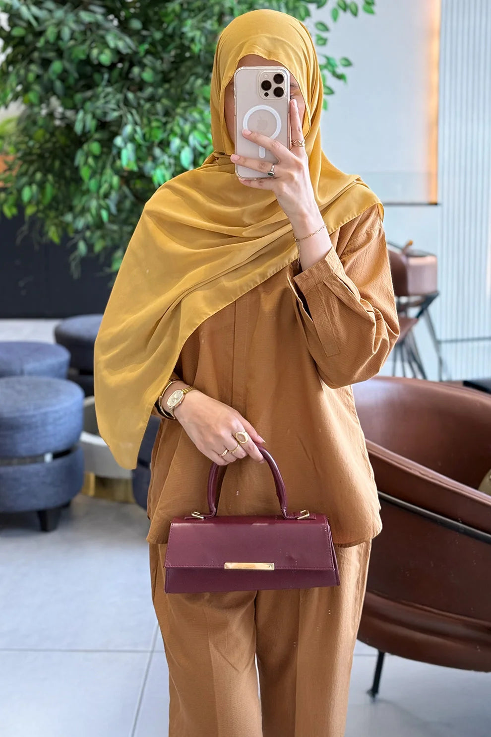 Buy ZAVO Vesper Handbag - Burgundy in Pakistan