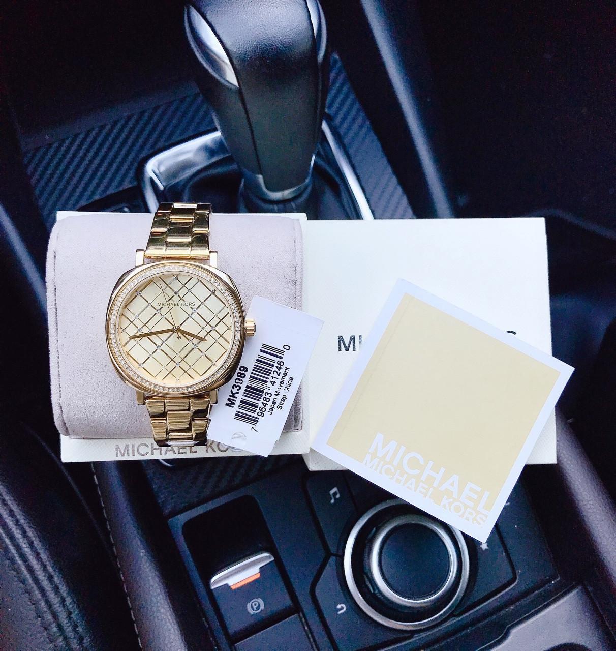 Buy Michael Kors Nia Quartz Gold-tone Crystal Dial Gold Steel Strap Ladies Watch - Mk3989 in Pakistan