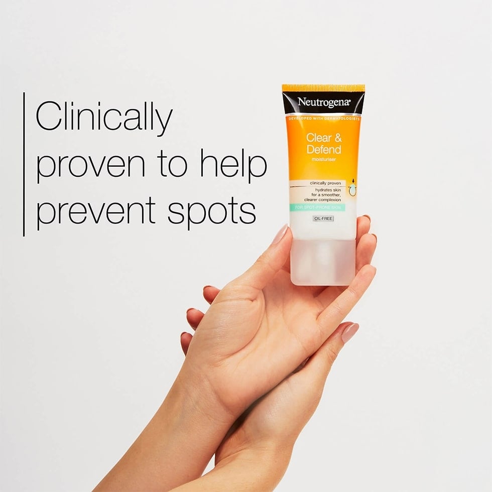 Buy Neutrogena Clear & Defend Daily Moisturizer - 50ml in Pakistan