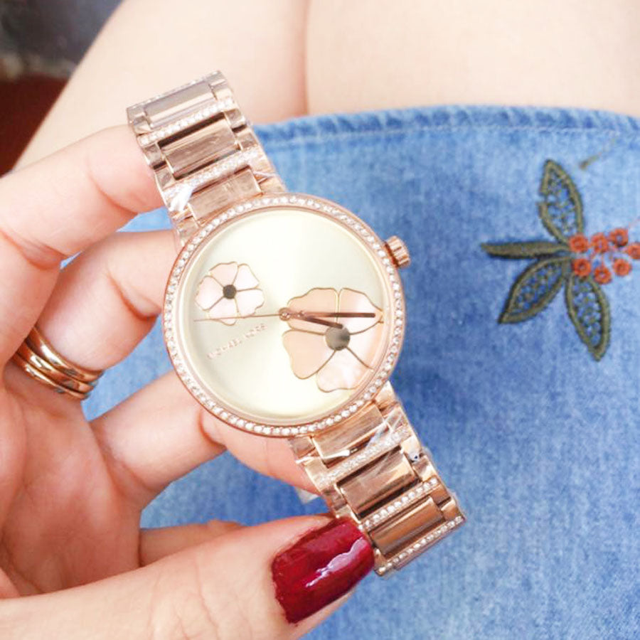 Buy Michael Kors Women's Courtney Analog Display Analog Quartz Rose Gold Watch - Mk3836 in Pakistan