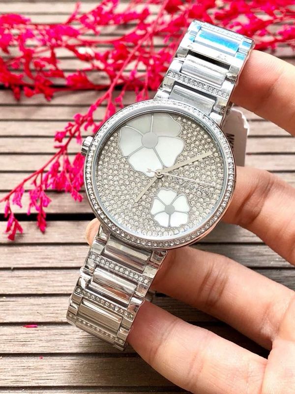 Buy Michael Kors Women's Courtney Analog Display Analog Quartz Silver Watch - Mk3835 in Pakistan