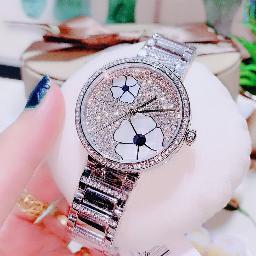 Buy Michael Kors Women's Courtney Analog Display Analog Quartz Silver Watch - Mk3835 in Pakistan