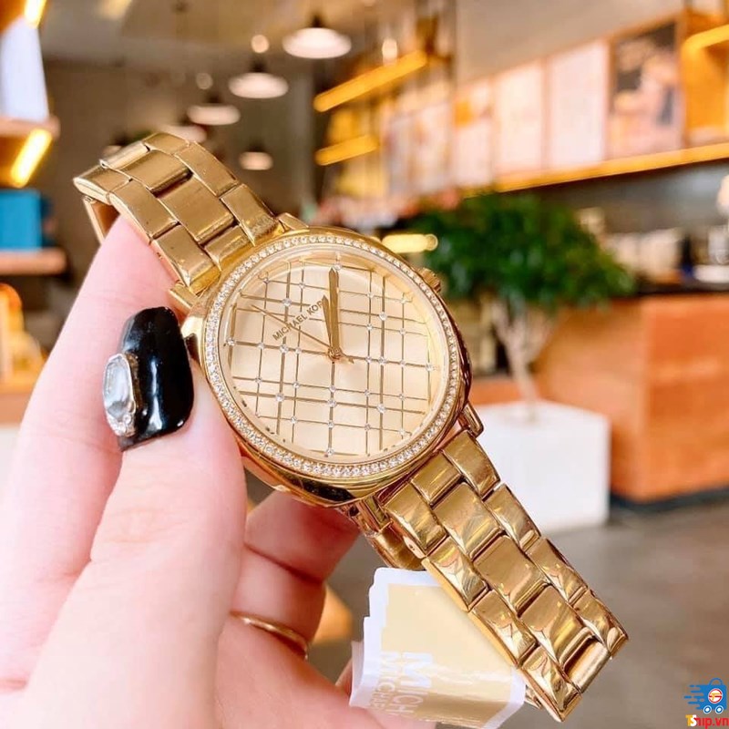 Buy Michael Kors Nia Quartz Gold-tone Crystal Dial Gold Steel Strap Ladies Watch - Mk3989 in Pakistan