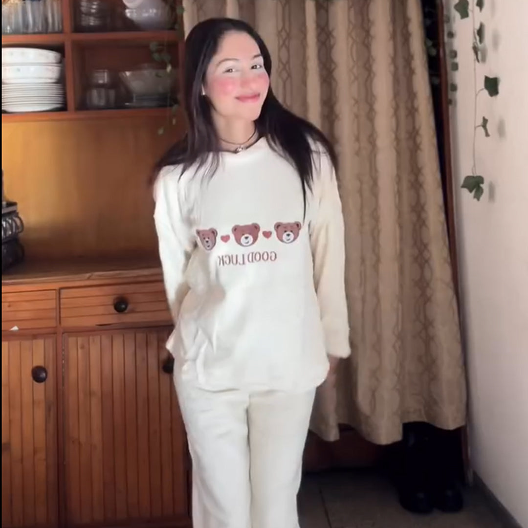 Buy Sajiero Cozy Cub Fleece Pajama Suit in Pakistan