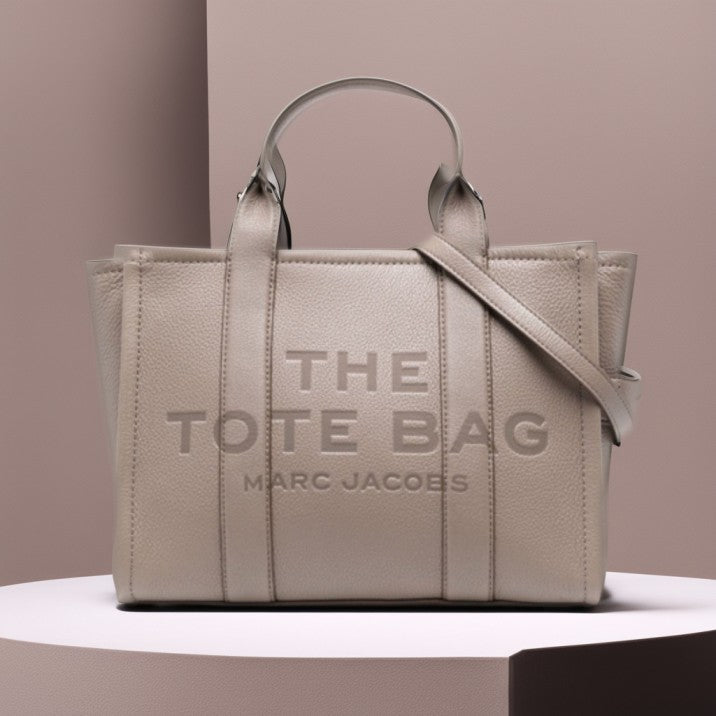 Buy Marc Jacobs The Tote Bag Medium in Pakistan