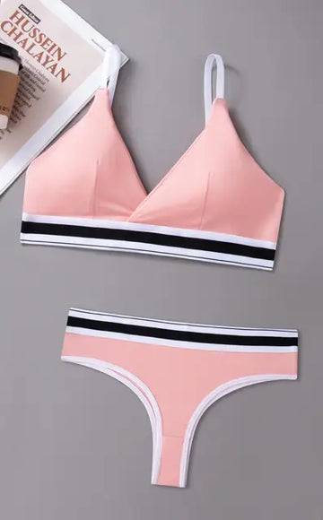 Buy Florea - Seamless Sports Bra and Thong Set Free Size - Pink in Pakistan