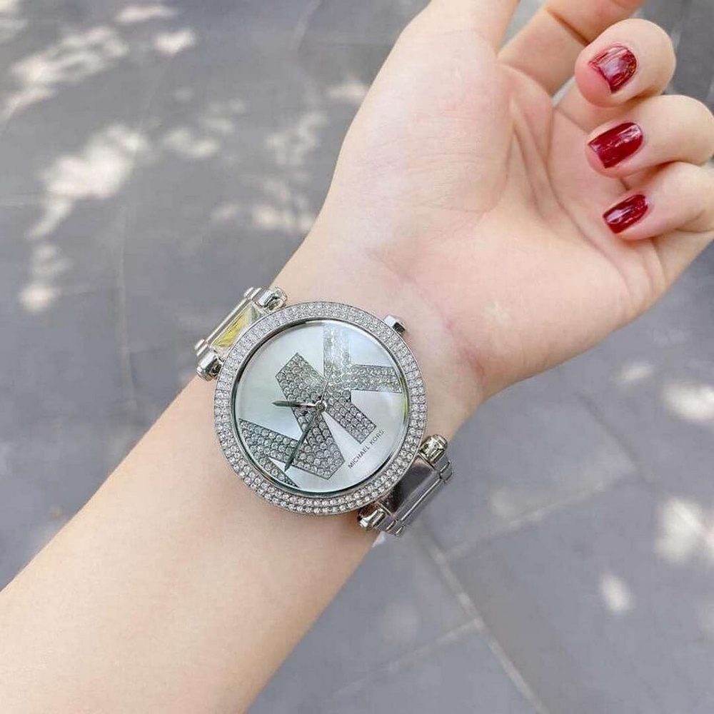 Buy Michael Kors Women's Courtney Analog Display Analog Quartz Silver Watch - Mk3835 in Pakistan