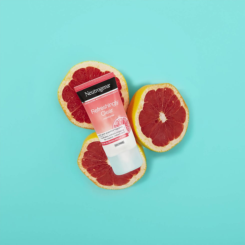 Buy Neutrogena Refreshingly Clear Moisturiser - 50ml in Pakistan
