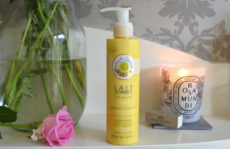 Buy Roger & Gallet Energising Hydrating Body Lotion Cedrat - 200ml in Pakistan