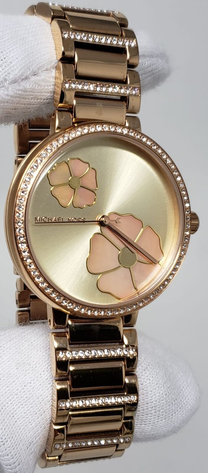 Buy Michael Kors Women's Courtney Analog Display Analog Quartz Rose Gold Watch - Mk3836 in Pakistan