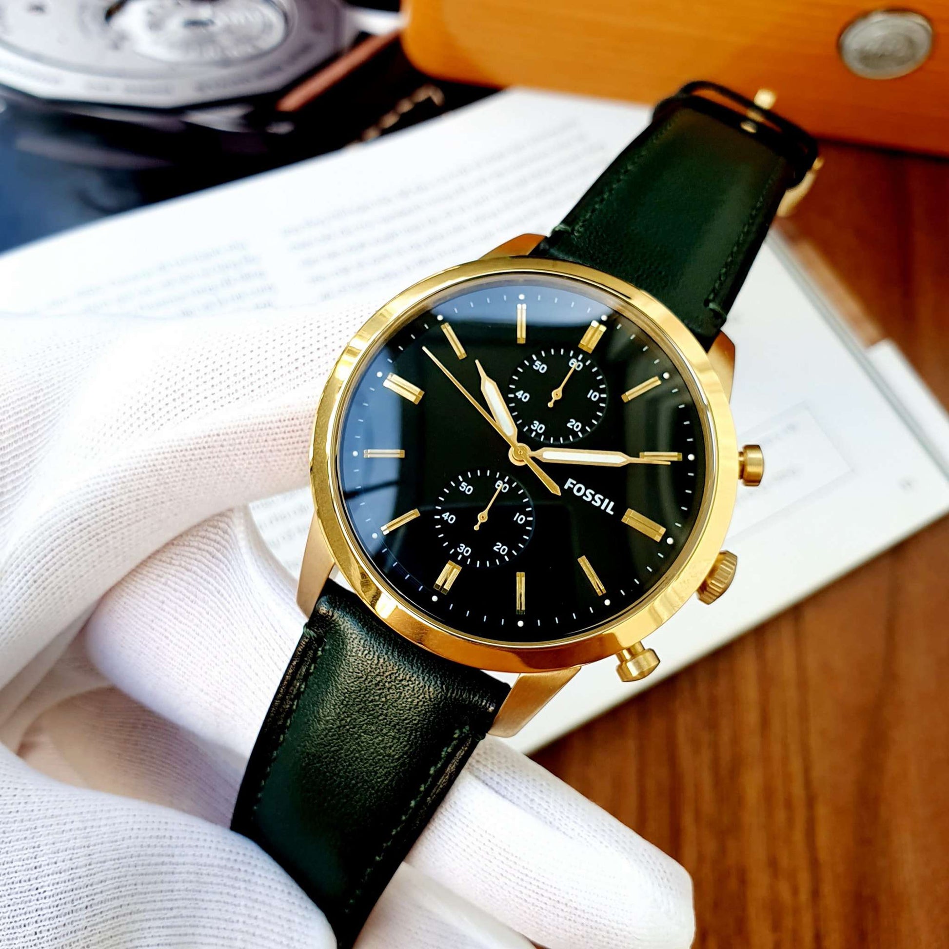 Buy Fossil Men's Chronograph Quartz Green Leather Strap Green Dial 44mm Watch FS5599 in Pakistan