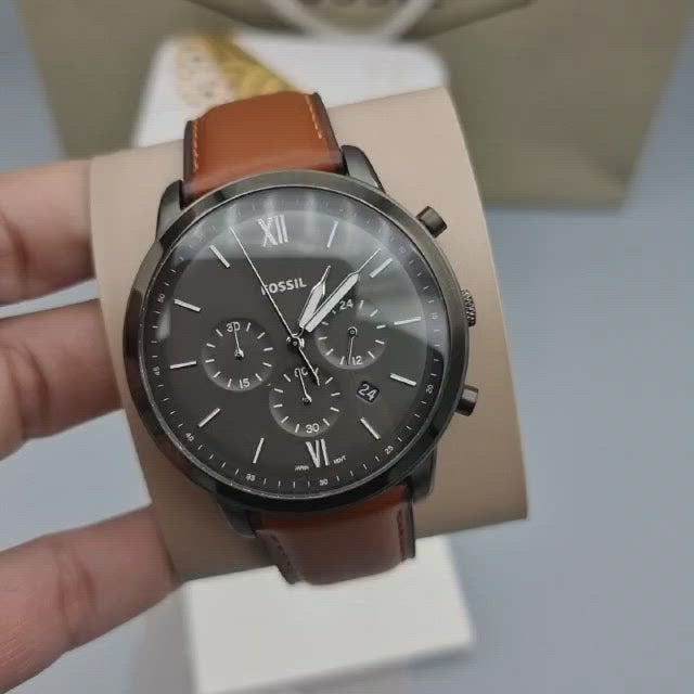 Buy Men's Chronograph Quartz Neutra Amber Leather Strap Gray Dial 44Mm Watch in Pakistan