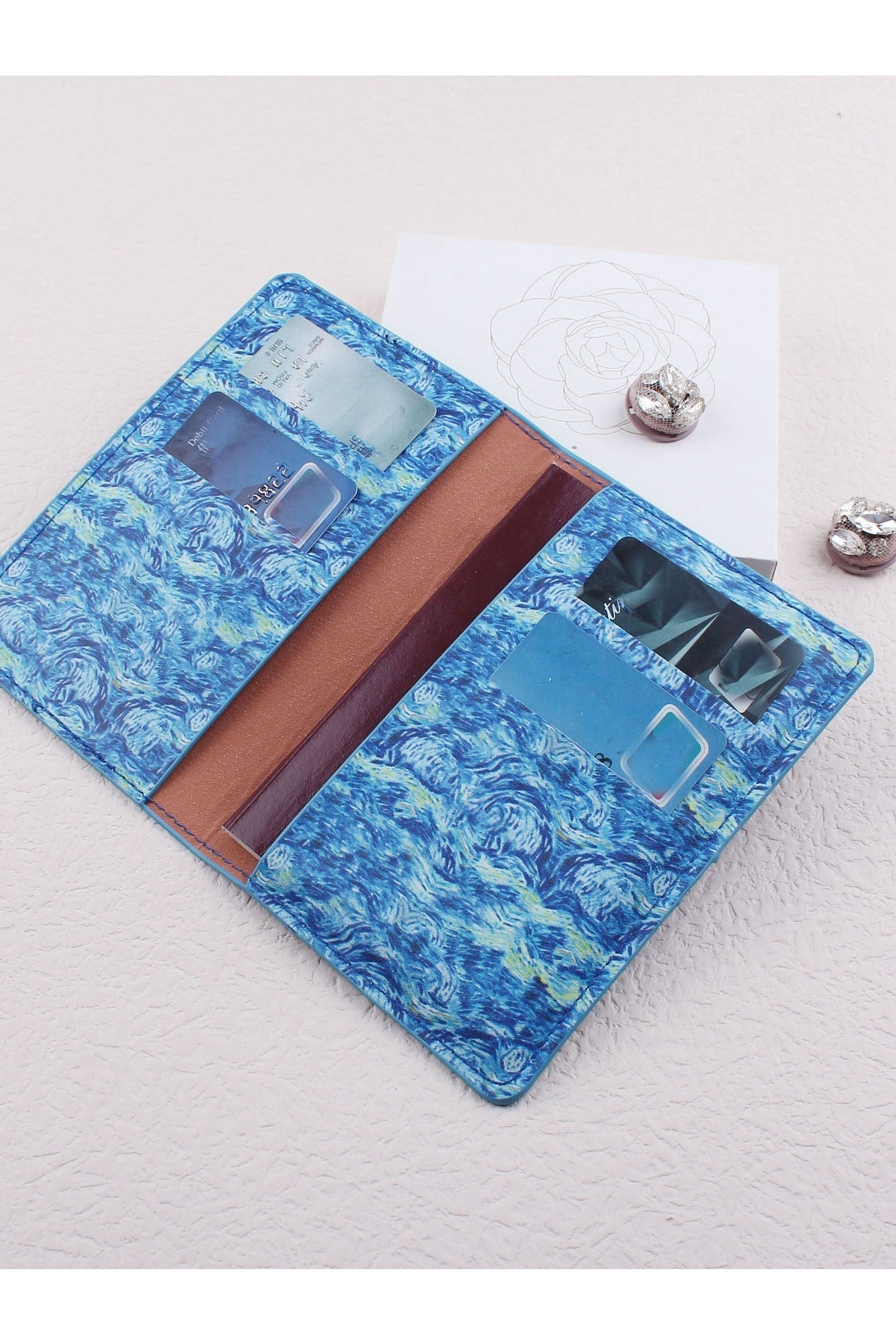 Buy Shein Sky Graphic Passport Holder in Pakistan