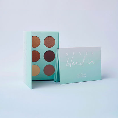 Buy Kroma Drama Contour & Highlight Face Powder Palette in Pakistan