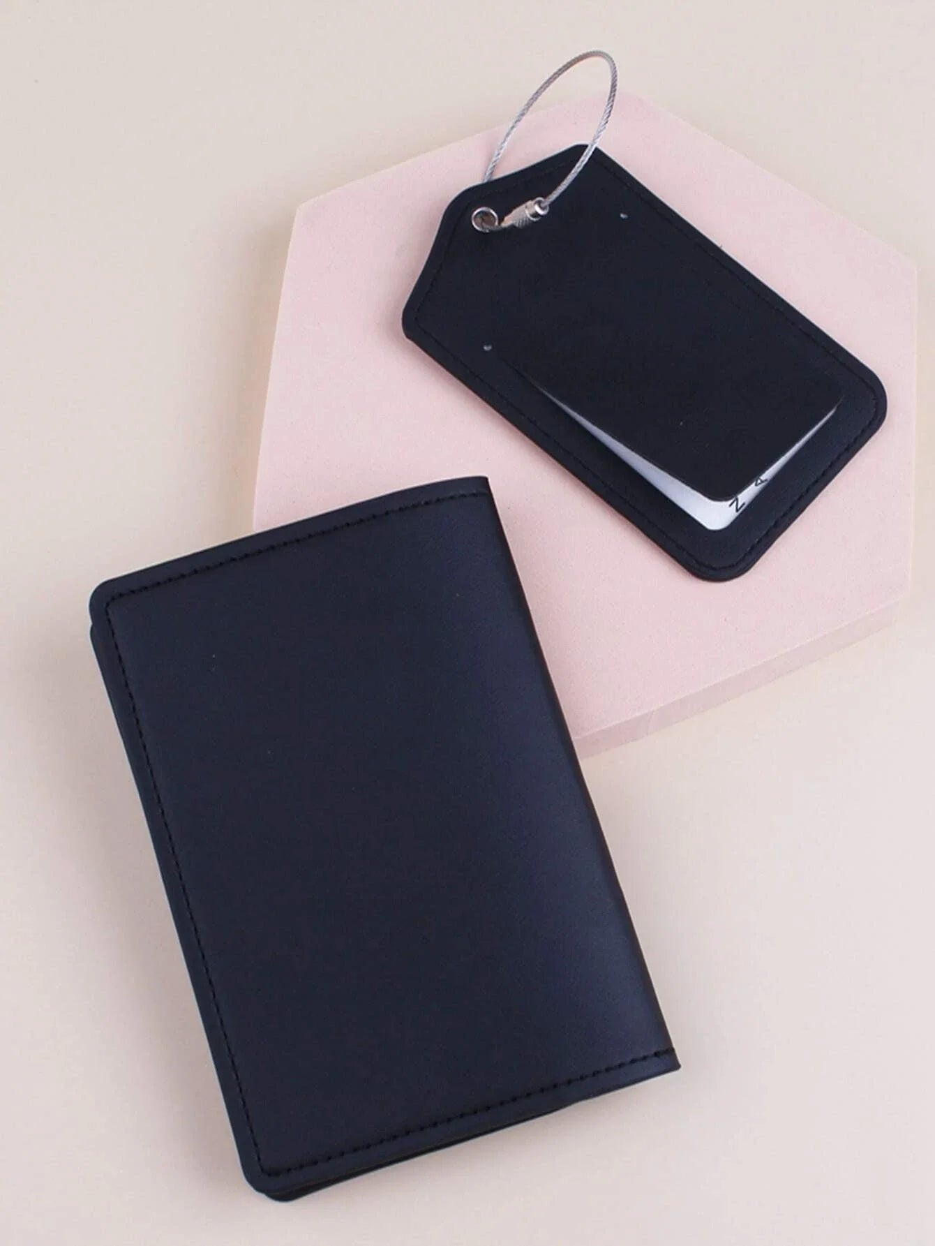Buy Shein Metallic Airplane & Letter Graphic Passport Case & Luggage Tag in Pakistan