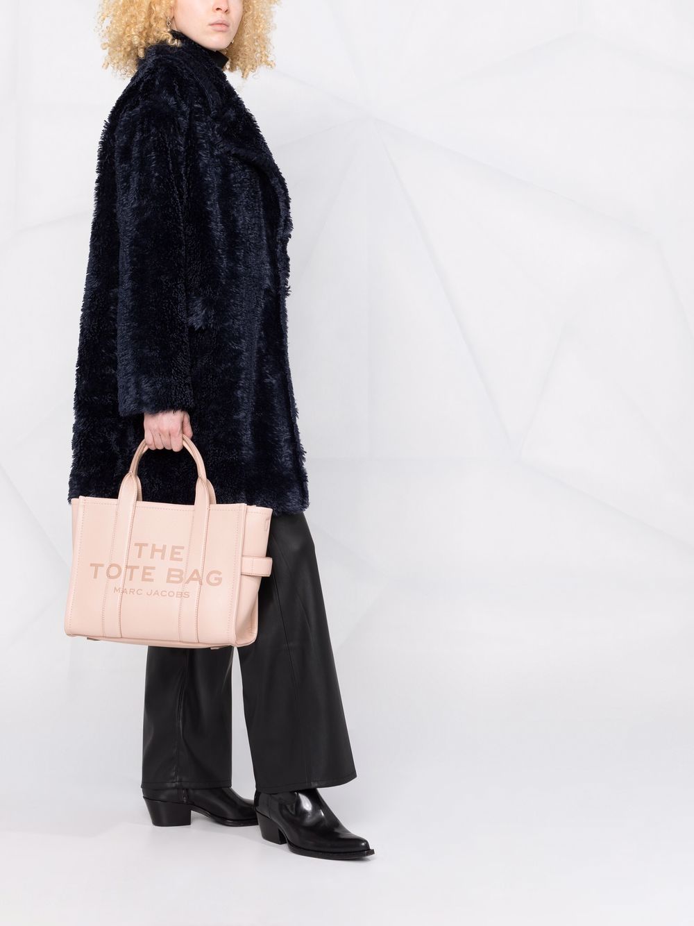 Buy Marc Jacobs The Tote Bag Medium in Pakistan