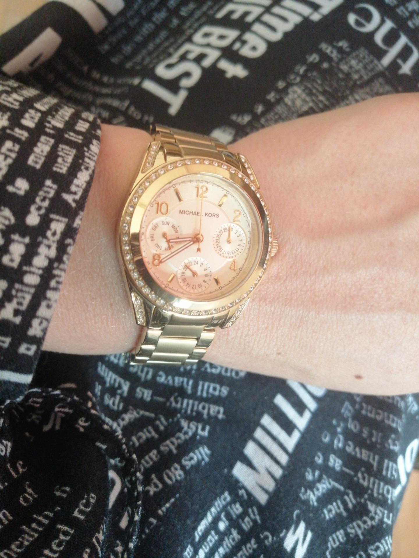 Buy Michael Kors Womens Quartz Blair Gold Stainless Steel Light Champagne Dial 33mm Watch - Mk5639 in Pakistan