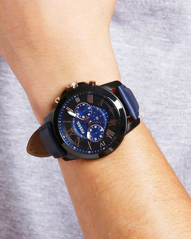 Buy Men's Chronograph Quartz Leather Strap Black And Blue Dial 43Mm Watch in Pakistan