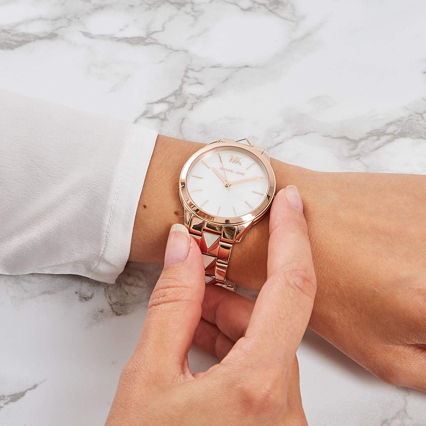 Buy Michael Kors Womens Quartz Runway Stainless Steel Mother Of Pearl Dial 38mm Watch - Mk6671 in Pakistan