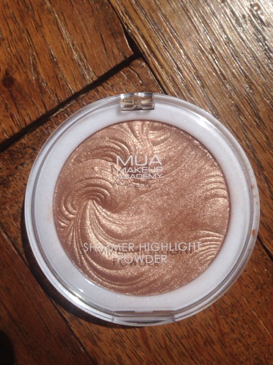 Buy MUA UYS Highlighting Powder - Radiant Cashmere in Pakistan