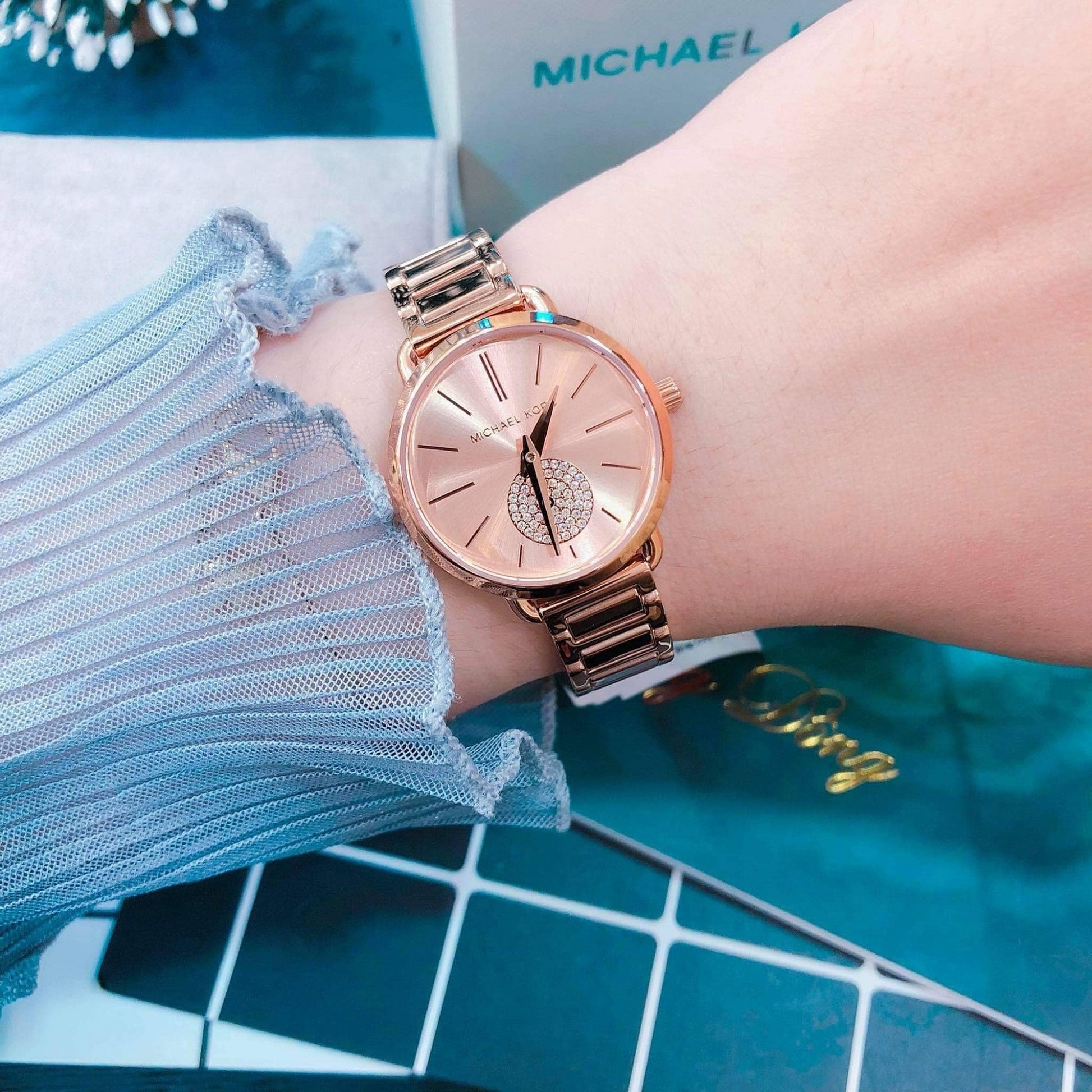 Buy Michael Kors Quartz Stainless Steel Rose Gold Dial 28mm Watch for Women - Mk3839 in Pakistan