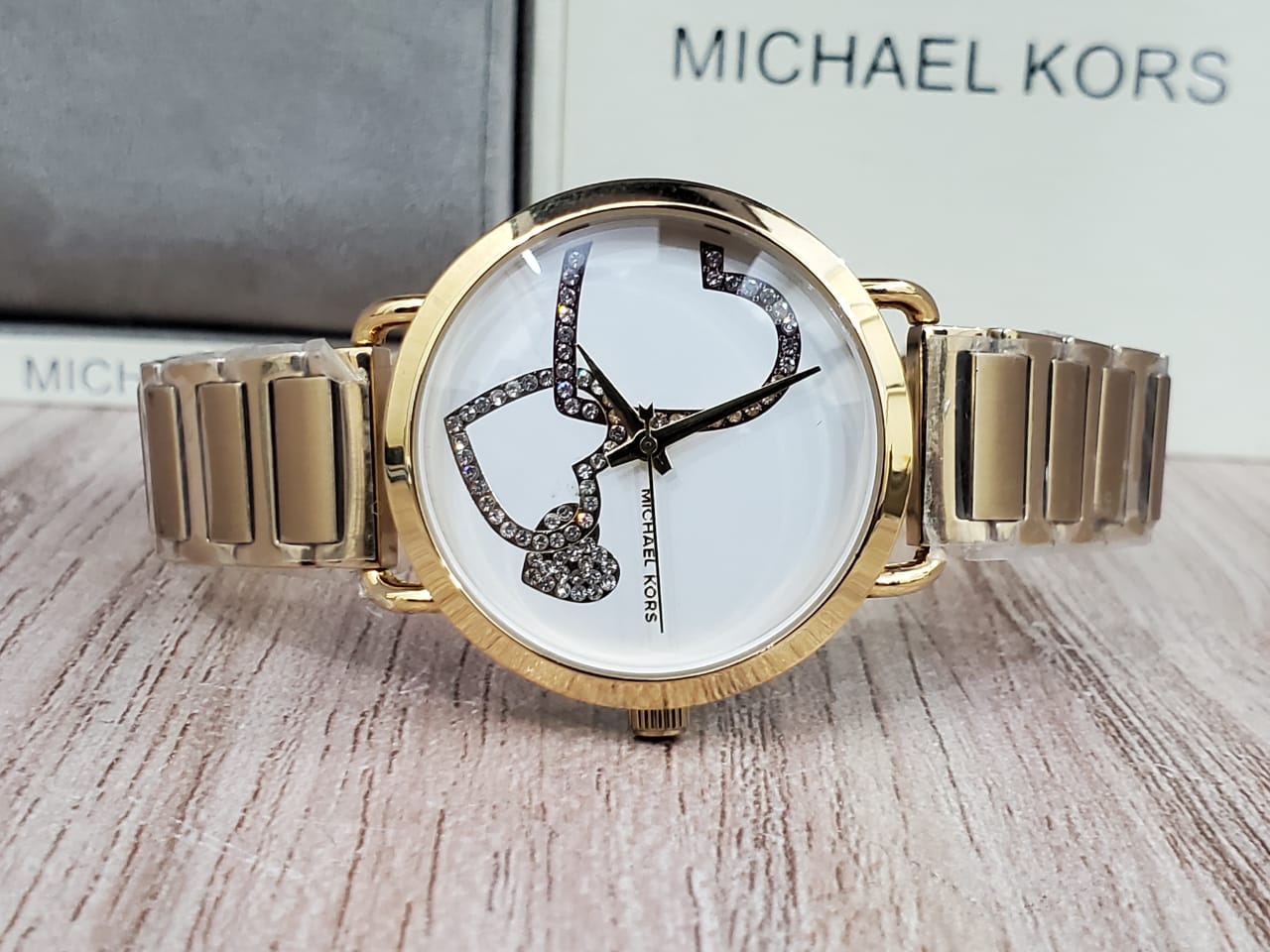 Buy Michael Kors Portia Gold Hearts White Dial Gold Stainless Steel Strap Womens Watch - MK3824 in Pakistan