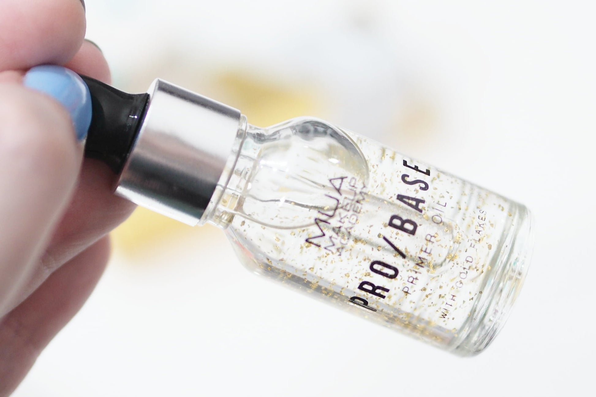 Buy MUA Pro Base Primer Oil in Pakistan
