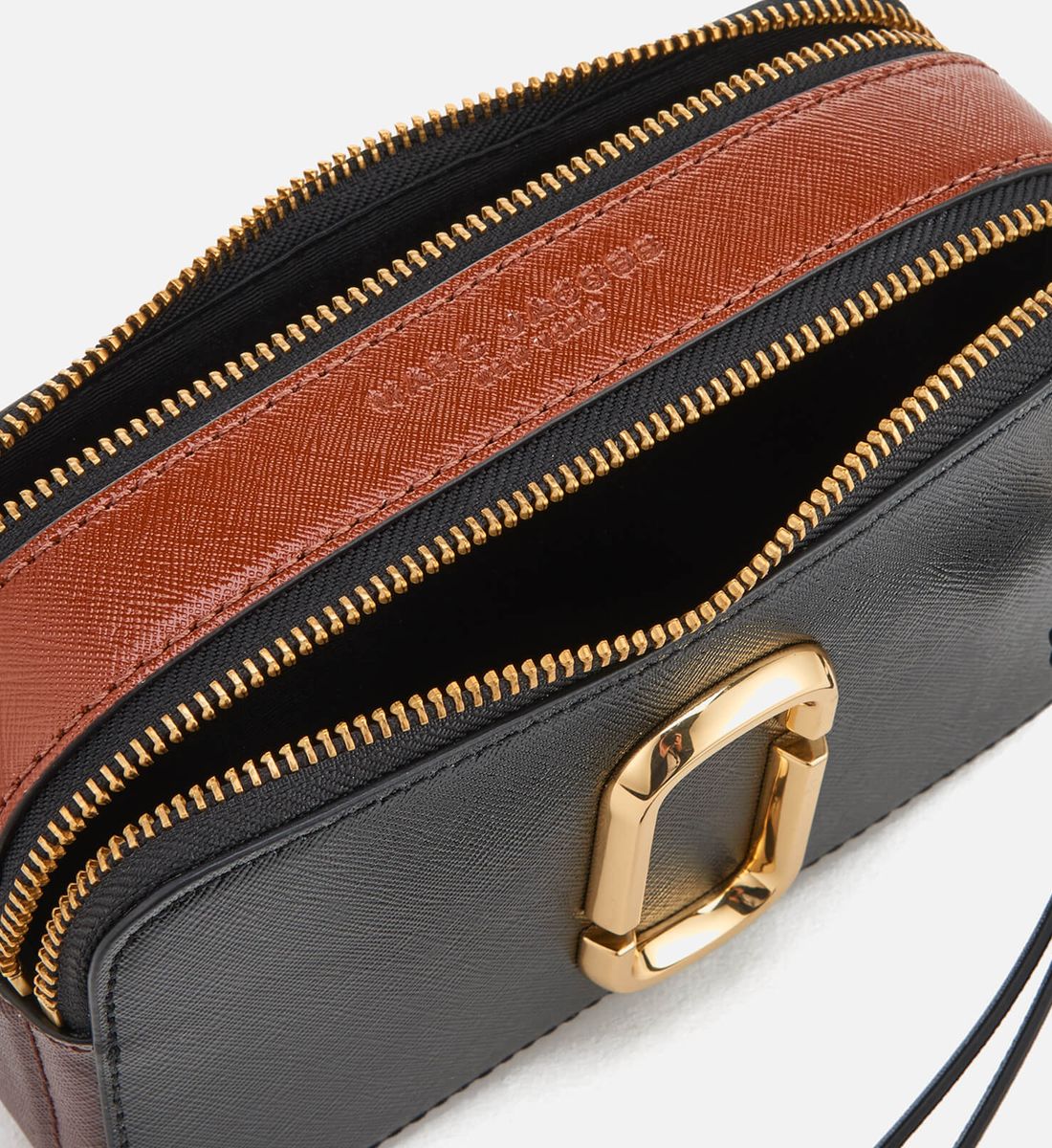 Buy Marc Jacobs The Snap Shot Bag Small - Black Chocolate in Pakistan