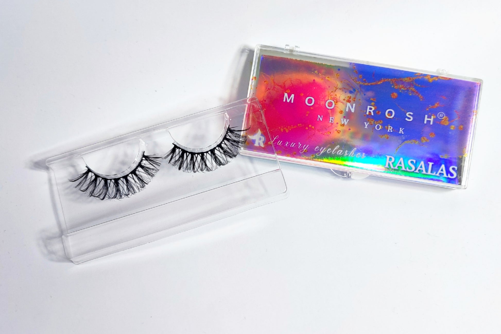 Buy Moonrosh Curled Mink Eyelashes - Rasalas in Pakistan